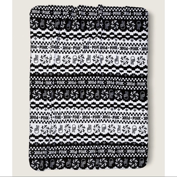 NWT VICTORIA'S SECRET VS PINK Sherpa Blanket - Picture 2 of 8